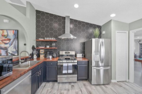 Heated Pool and Grill House Kissimmee Disney 8052